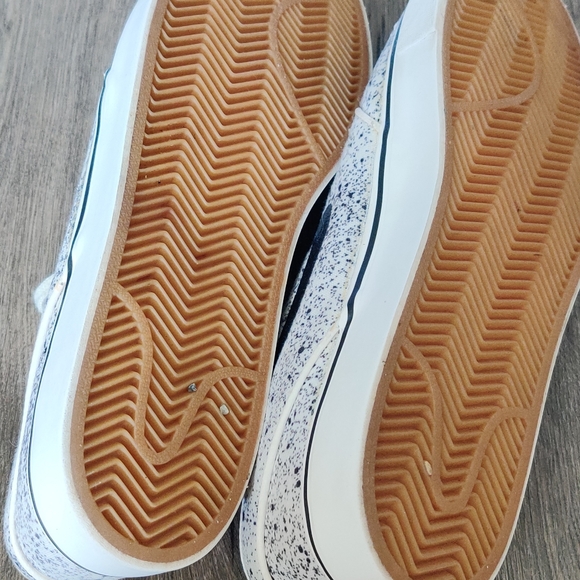 Nike Stefan Janoski Shoes - Picture 4 of 5